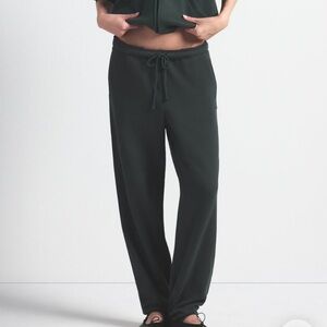 NWT SKIMS Spruce Cotton Fleece Classic Straight Leg Small